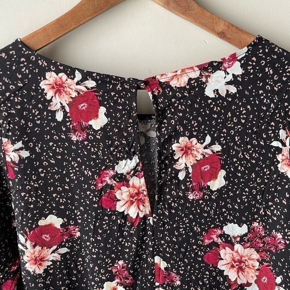 Torrid Black Floral Challis Shift Dress 1X - Picture 10 of 11